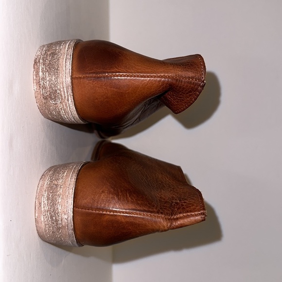 Free People leather heels. Size 37 (EU) 6.5 (US). - Picture 3 of 7